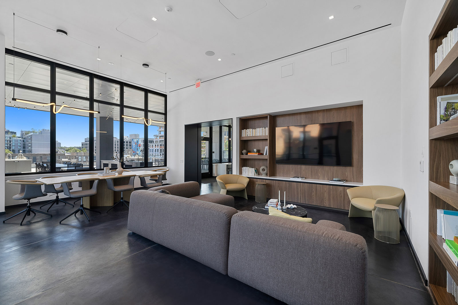 SACKETT LOUNGE